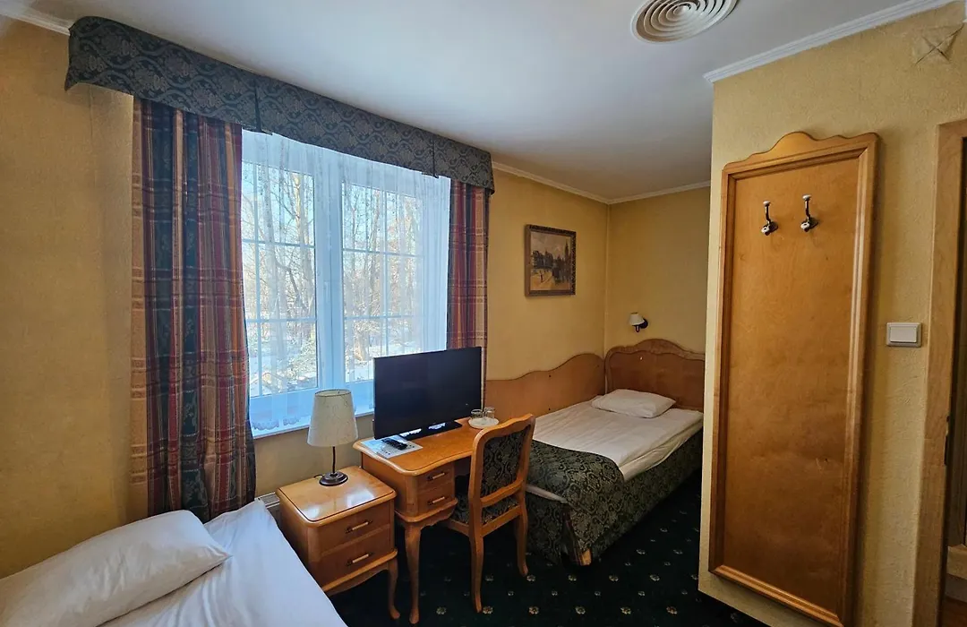 Folwark Historic Hotel-1